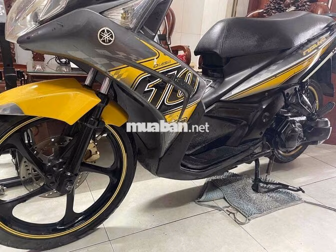 Yamaha Nouvo SX Vàng đen