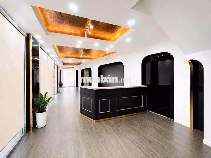 Mặt Tiền Kinh Doanh Nguyễn Văn Cừ quận 1