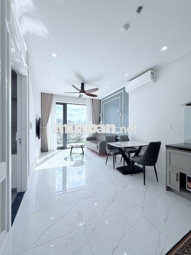 CĂN HỘ 1PN NGUYỄN ĐỨC THUẬN - GIẶT RIÊNG - DỌN PHÒNG - THANG MÁY