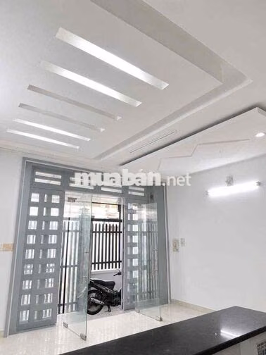 nhà 5m x 13m , đúc 1 tấm , 2pn . nhà mới