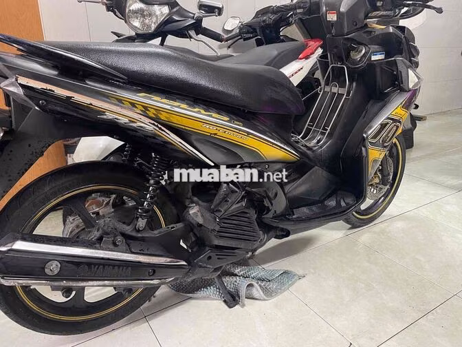 Yamaha Nouvo SX Vàng đen