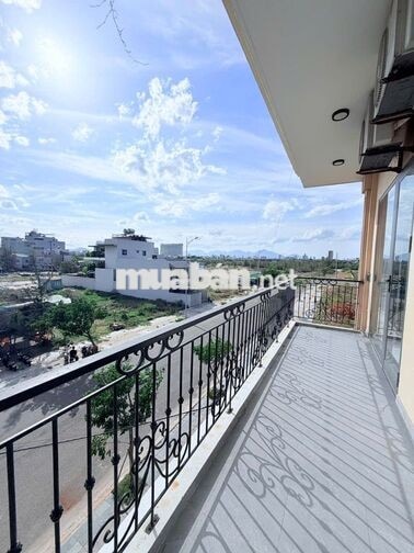CĂN HỘ 1PN NGUYỄN ĐỨC THUẬN - GIẶT RIÊNG - DỌN PHÒNG - THANG MÁY