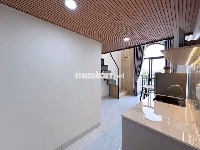 CHO THUÊ DUPLEX FULL NỘI THẤT BAN CÔNG TẠI NGUYỄN GIA TRÍ SÁT HUTECH