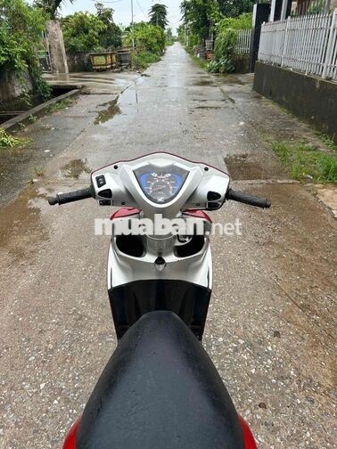 Honda Vision 2012 màu Đỏ