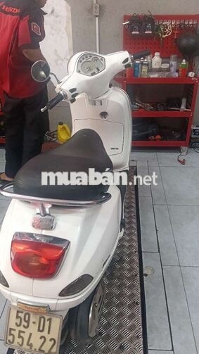Piaggio Vespa 3V Trắng
