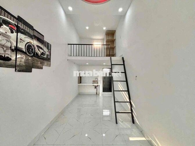 PHÒNG CÓ GÁC RỘNG RÃI SẴN NỘI THẤT GẦN VỚI ĐH CÔNG THƯƠNG 10P ĐI XE