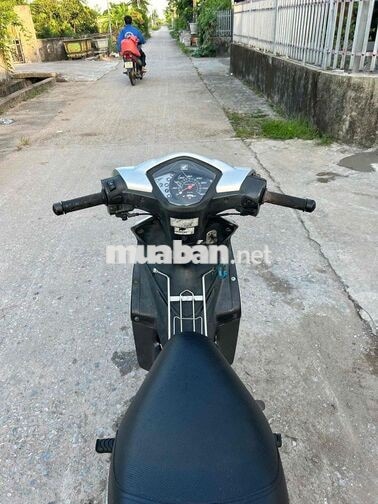 Honda Wave S110 Bạc