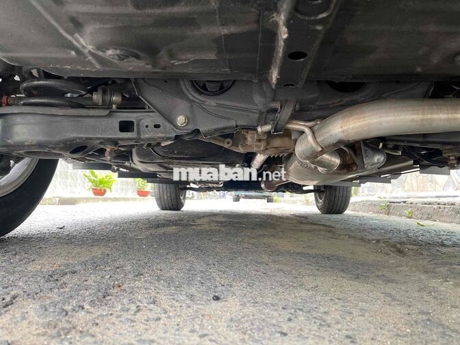 Toyota RAV4 7 chỗ Tự động AWD Bạc Nhật Bản