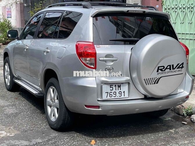 Toyota RAV4 7 chỗ Tự động AWD Bạc Nhật Bản