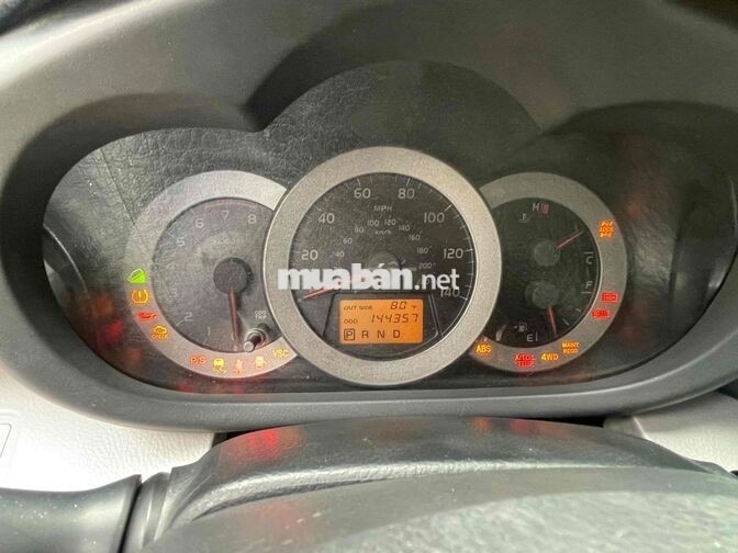 Toyota RAV4 7 chỗ Tự động AWD Bạc Nhật Bản
