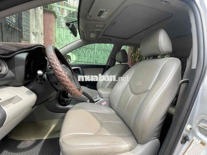 Toyota RAV4 7 chỗ Tự động AWD Bạc Nhật Bản