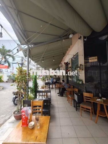 QUÁN CÀ PHÊ CĂN GÓC MẶT TIỀN ĐƯỜNG KHU TÊN LỬA