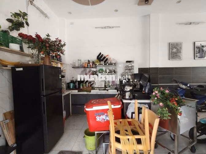 QUÁN CÀ PHÊ CĂN GÓC MẶT TIỀN ĐƯỜNG KHU TÊN LỬA