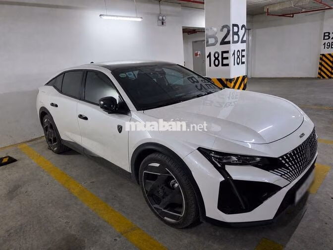 Peugeot 408 GT 2024 1.6 AT Trắng 15.000 km