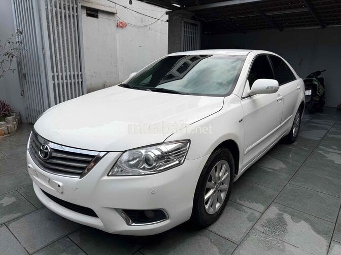 Toyota Camry 2.4G 2010 Trắng