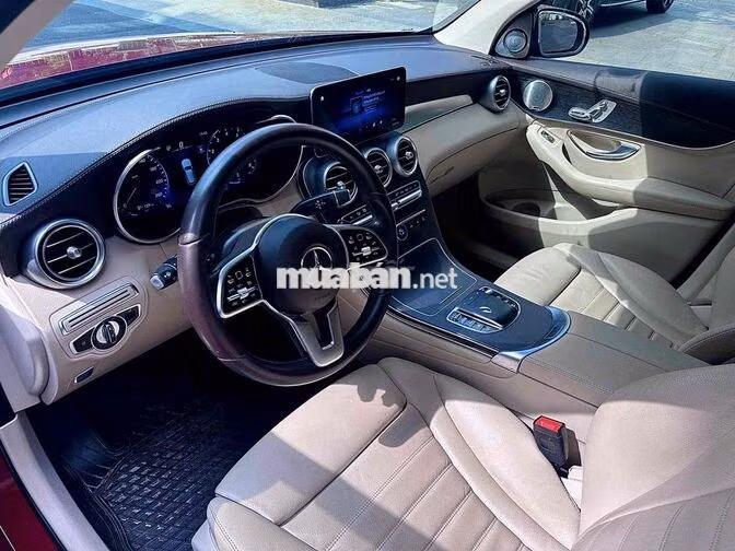 Mercedes-Benz GLC300 2021 Đỏ 1 chủ full hãng