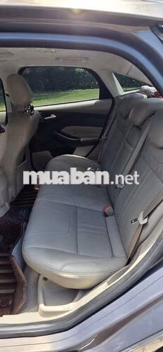 Ford Focus 2.0 Titanium 2013 Xám Tự động