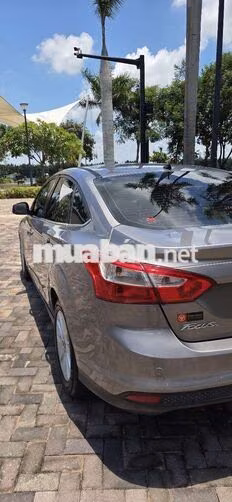 Ford Focus 2.0 Titanium 2013 Xám Tự động