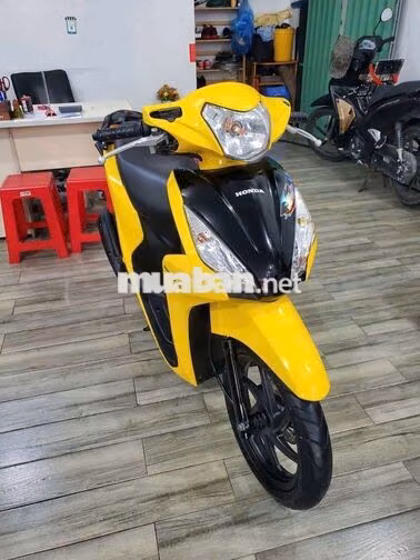 Honda Vision 2018 Vàng ánh kim