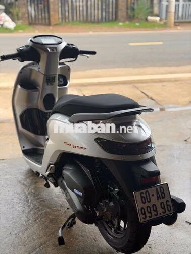 Honda Stylo 160 2026 Bạc Porsche 200km