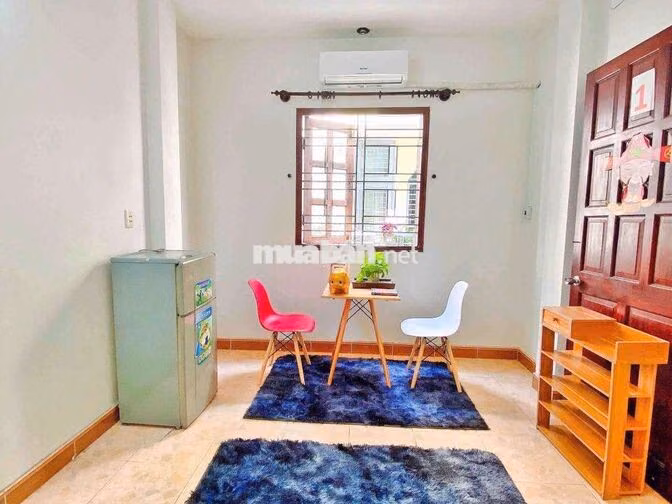 Phòng đủ nội thất ngay 585/6 Sư Vạn Hạnh, đối diện ĐT Huflit chỉ 5tr