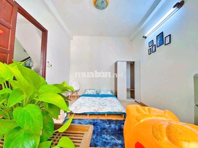 Phòng đủ nội thất ngay 585/6 Sư Vạn Hạnh, đối diện ĐT Huflit chỉ 5tr