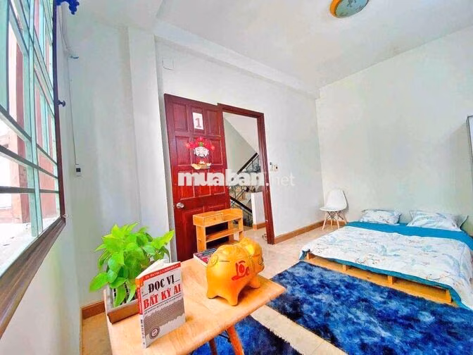 Phòng đủ nội thất ngay 585/6 Sư Vạn Hạnh, đối diện ĐT Huflit chỉ 5tr