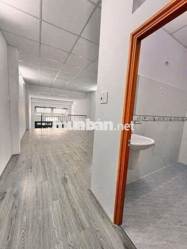 CHO THUÊ NHÀ HÒA BÌNH - GẦN 4 XÃ - TÔ HIỆU - 11 TRIEU - 2PN - 80M2