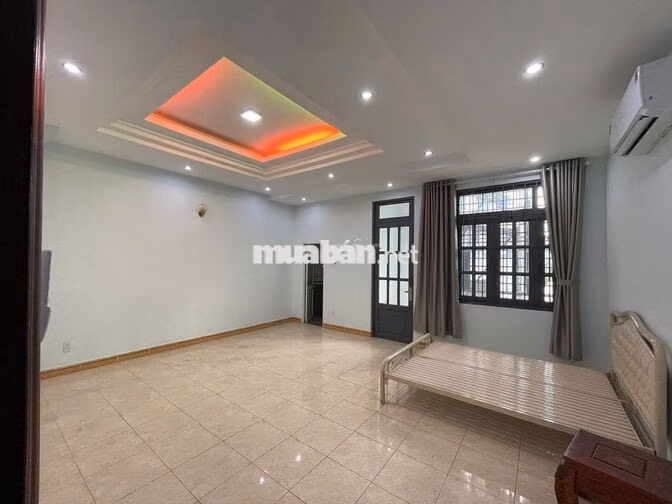 Cho Thuê [hoặc Bán] Q7 Ngang 6m Huỳnh Tấn Phát - Thu Sẵn 30Tr/Tháng