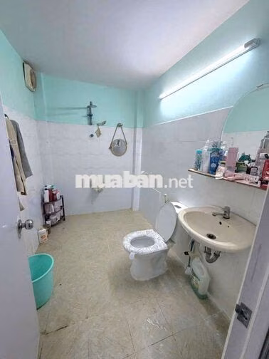 CHO THUÊ NHÀ 8 TRIỆU, BÌNH TRỊ ĐÔNG 1 SEC HẺM XE HƠI, 2PN