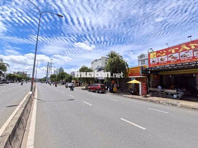 Mặt bằng kinh Doanh đường Lê Trọng Tấn