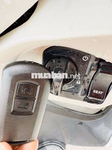 Honda Vision 2020 Trắng Bstp khóa Smartkey