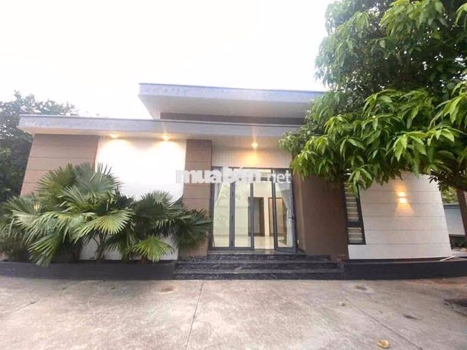 CHO THUÊ BIỆT THỰ VƯỜN RỘNG 665m² – PHÚ HOÀ GẦN TOÀ BECAMEX