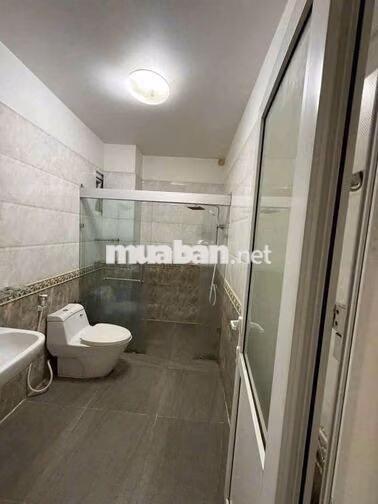 cần cho thuê nhà P .ĐHT khu an sương .DT 4.5 x20 .1 trệt 2 Lầu 4PN 4WS