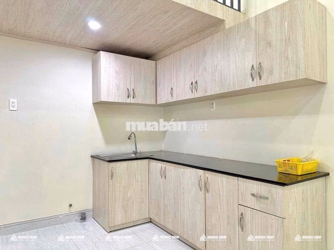 CHO THUÊ MẶT BẰNG CÓ CHỔ Ở LẠI SÂN RỘNG NGAY TÂN BÌNH