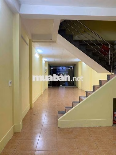 CHO THUÊ NHÀ MẶT TIỀN ÔNG ÍCH KHIÊM - QUẬN 11, 3 TẦNG, 4 X 17M