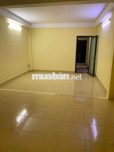 CHO THUÊ NHÀ MẶT TIỀN ÔNG ÍCH KHIÊM - QUẬN 11, 3 TẦNG, 4 X 17M