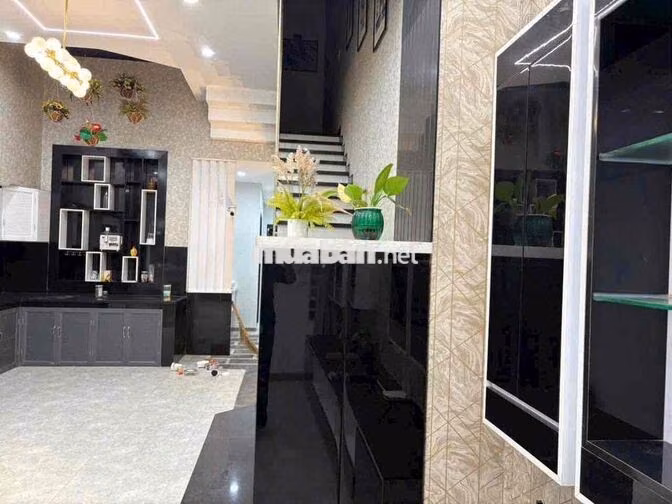 CHO THUÊ NHÀ TRỆT LẦU 3PN SÂN Ô TÔ 7 CHỔ GẦN CHỢ PHÚ MỸ