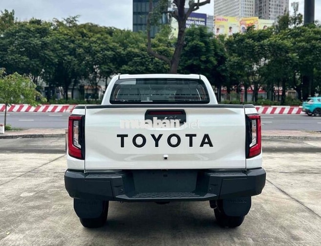 TOYOTA HILUX 2026 | GIAO NGAY