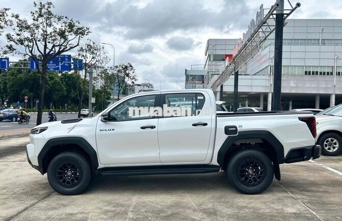 TOYOTA HILUX 2026 | GIAO NGAY