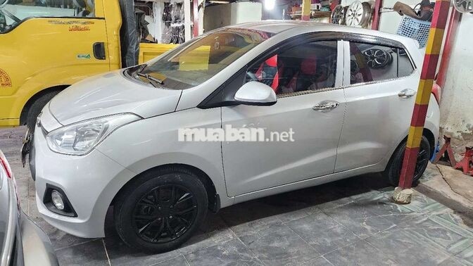 Hyundai Grand i10 Bạc 5 chỗ 2015 MT