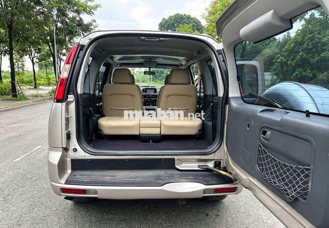 Ford Everest 2013 Tự động 7 chỗ Bạc