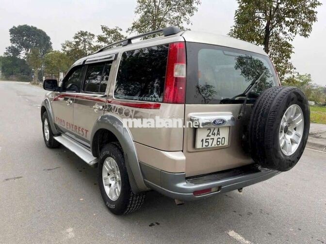 Ford Everest 2007 Vàng cát 7 chỗ chỉ hơn 100tr