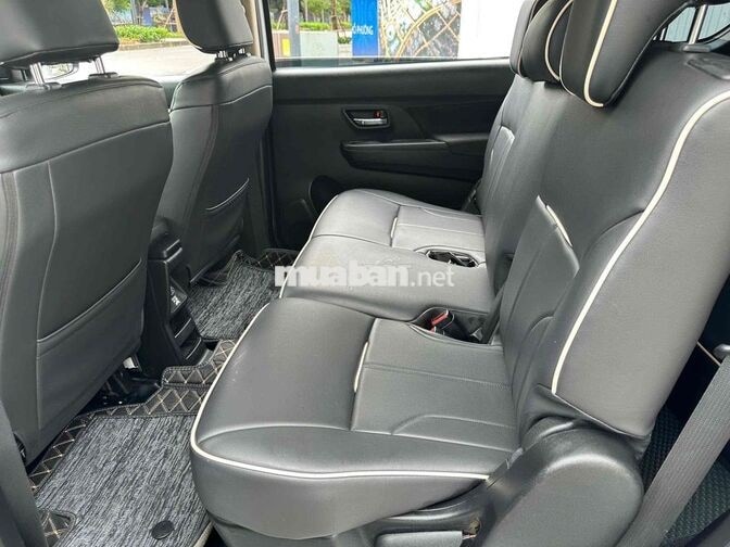 Suzuki XL7 2022 Trắng 11 vạn km