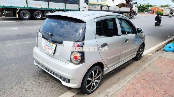 Kia Morning Hatchback Số sàn Bạc
