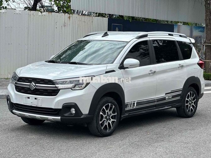 Suzuki XL7 2022 Trắng 11 vạn km