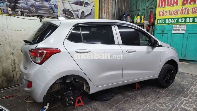 Hyundai Grand i10 Bạc 5 chỗ 2015 MT