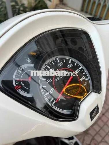 Honda Vision Trắng 36807 km