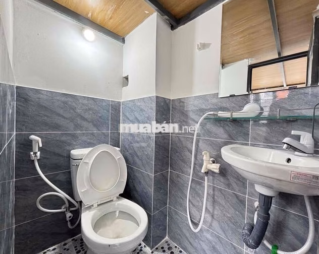 Nhà mới Gò Xoài, 2tr9 > 3tr5 ( Ban công, Gác cao 2m )