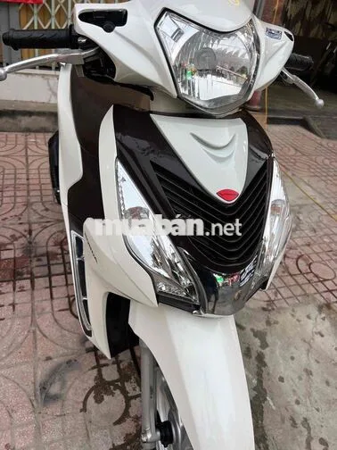 Honda Vision Trắng 36807 km